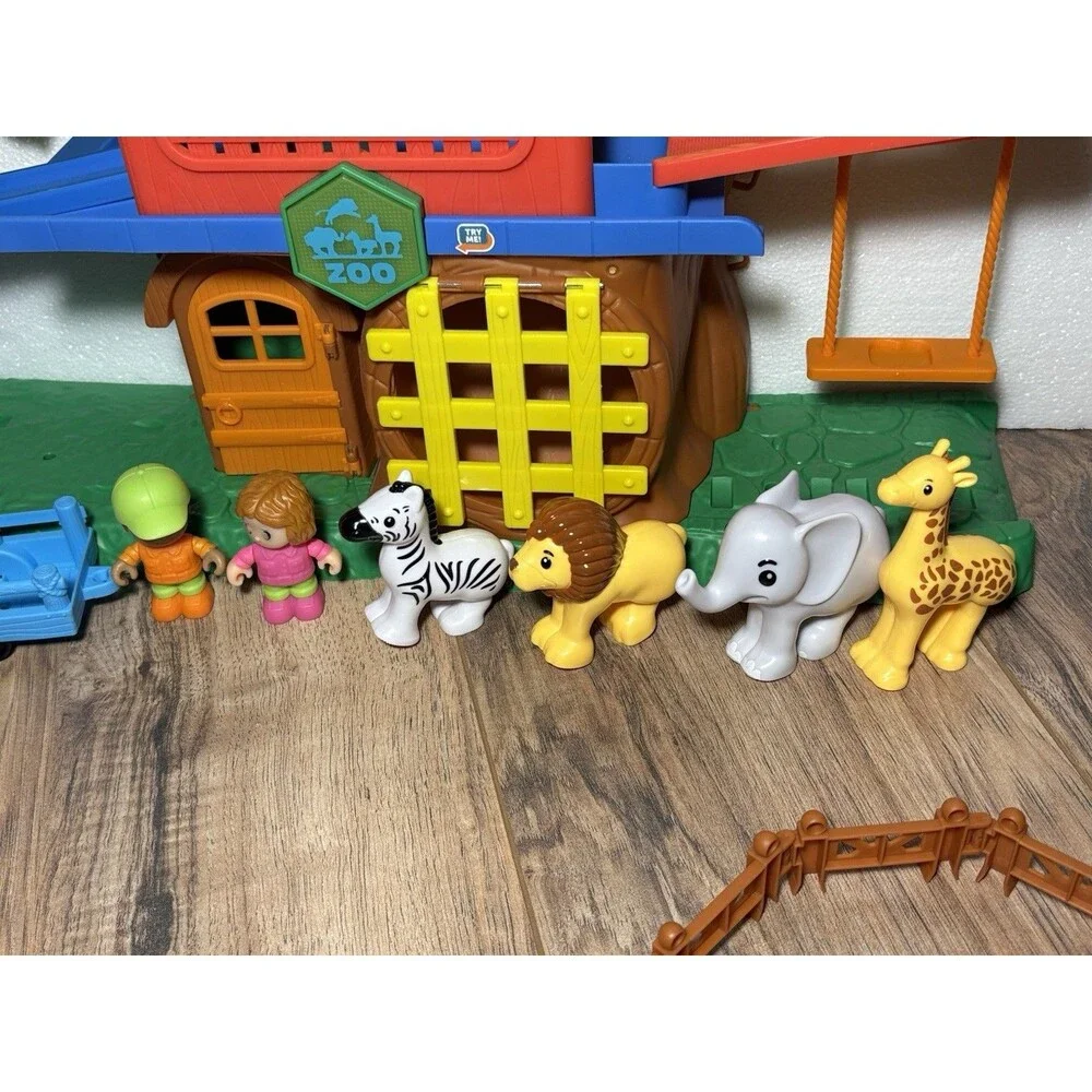 Kids Connection Action Play Zoo Set 22